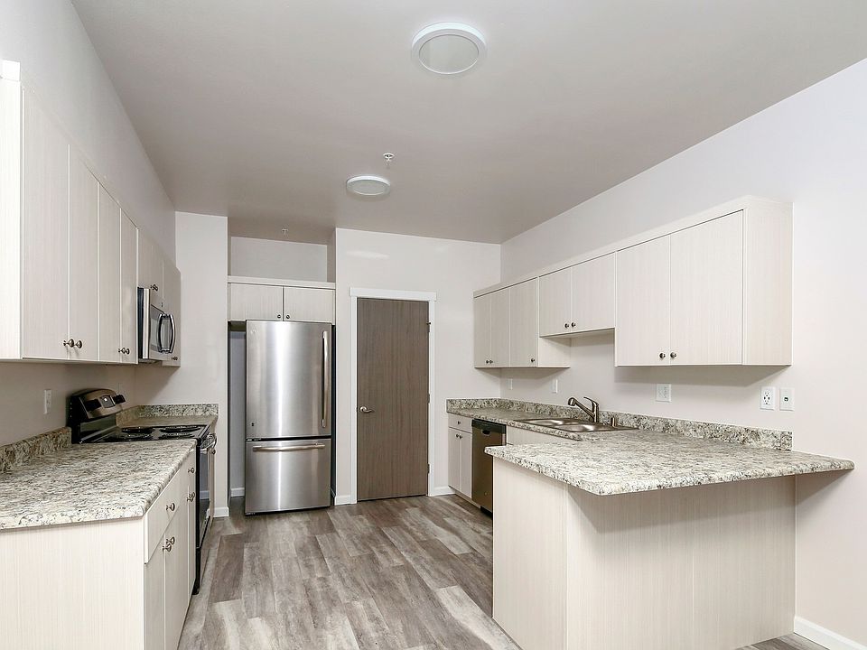 1st image of 110 Ashley St #101