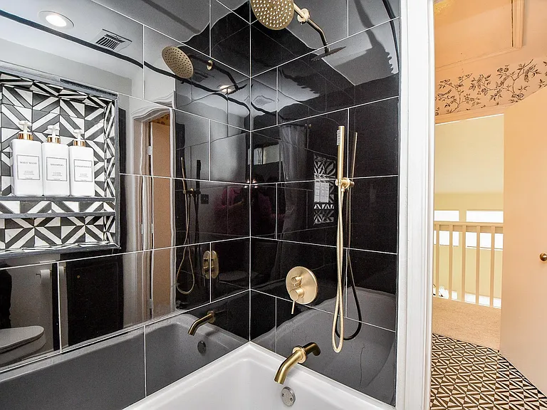 7711 Hopewell Ln — Photo 21