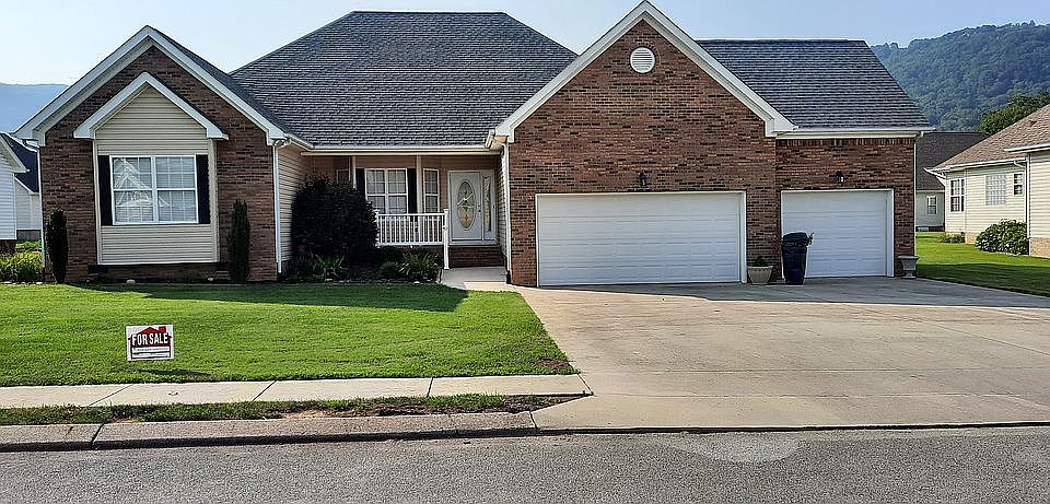 1st image of 8603 Pebblestone Dr