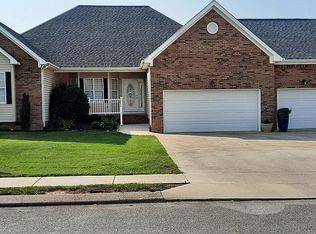 8603 Pebblestone Dr, Soddy Daisy, TN 37379