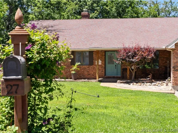 27 Vienna Woods Dr, Eldon, MO 65026