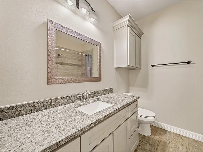 7721 Dove Hollow Dr — Photo 31