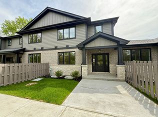 11325 1st St, Mokena, IL 60448