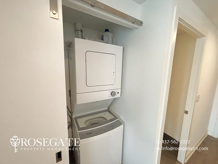 370 Martha St #207 — Photo 16