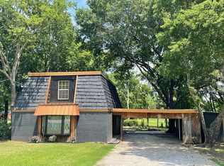 221 Meadow Rd, Ardmore, OK 73401