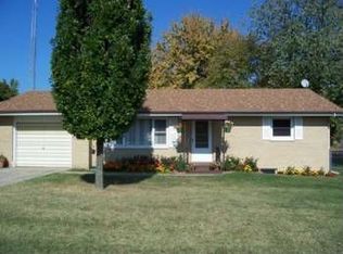 775 Polfus Dr, Benton Harbor, MI 49022
