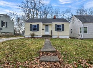 2290 Scotland Dr, Akron, OH 44305
