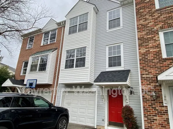 18231 Fox Chase Cir, Olney, MD 20832