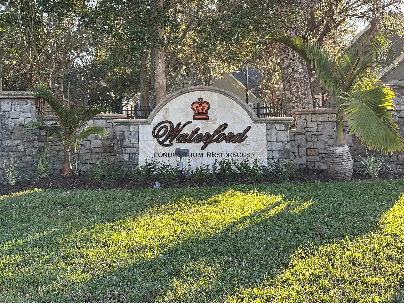 3661 Kings Rd — Photo 3