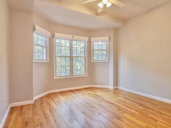 4th image of 205-207 Madison St #2A