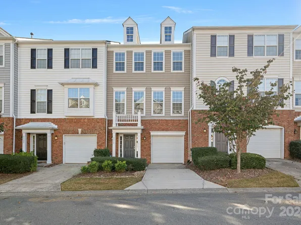 5313 Dockery Dr, Charlotte, NC 28209