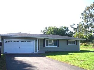 1001 Oeffling Ct, McHenry, IL 60051