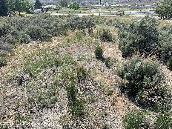 5th image of 28 Battlement Creek Trl