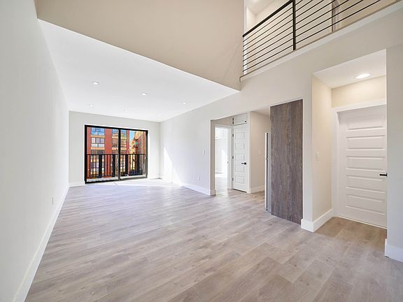 5th image of 277 Throop Ave #3B