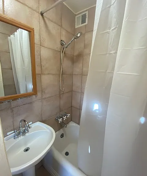 2409 Manhattan Ave #A — Photo 17