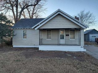 1612 Cherry Ave, Goodland, KS 67735