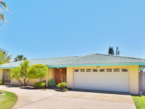 2nd image of 353 Dorset Dr