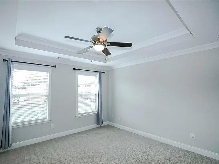 1920 Townsend Ct — Photo 24
