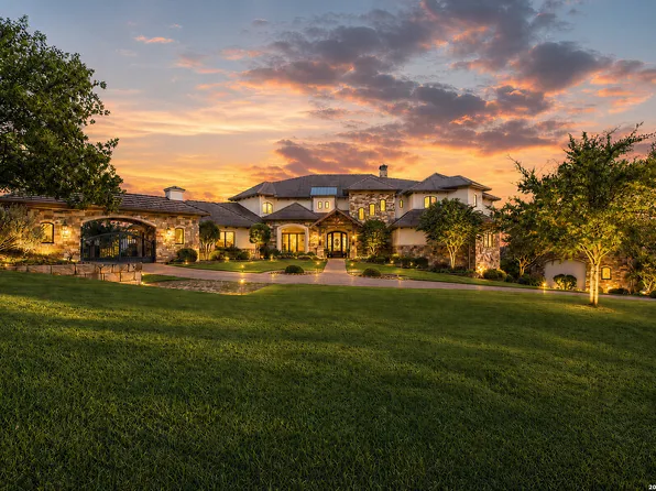 325 RIVER RDG, Spring Branch, TX 78070