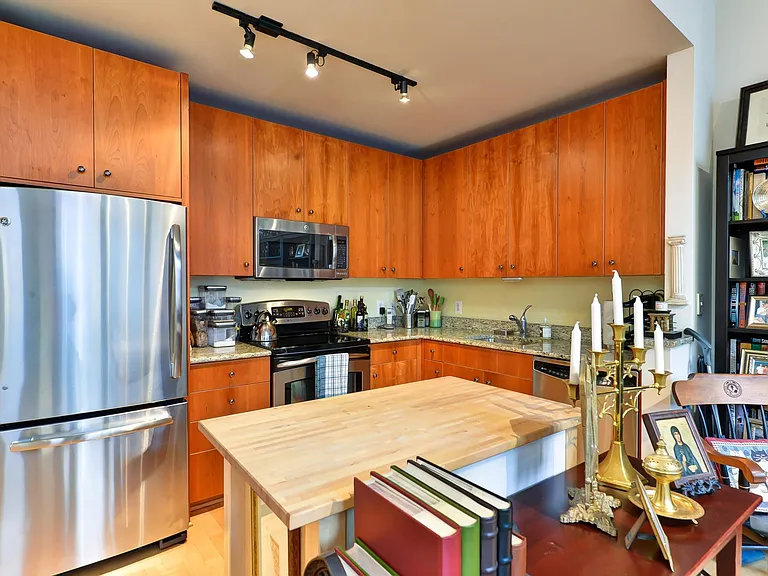 520 John Carlyle St #234 — Photo 4