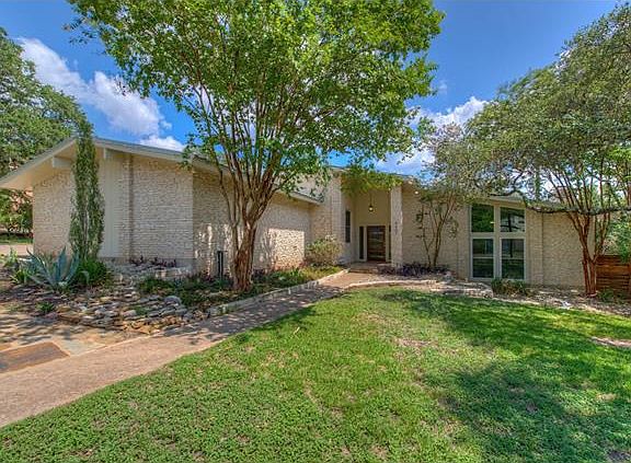 2nd image of 9407 Cedar Forest Dr