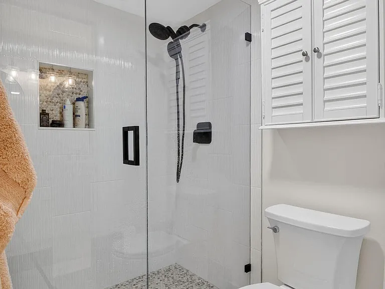 15075 Witney Rd #212 — Photo 18