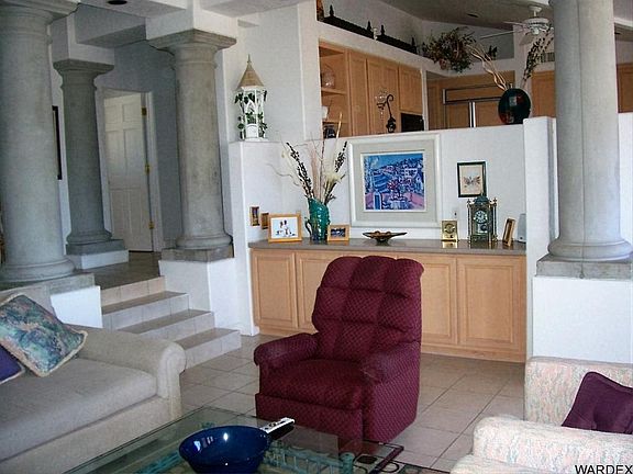 4th image of 3110 Longview Dr