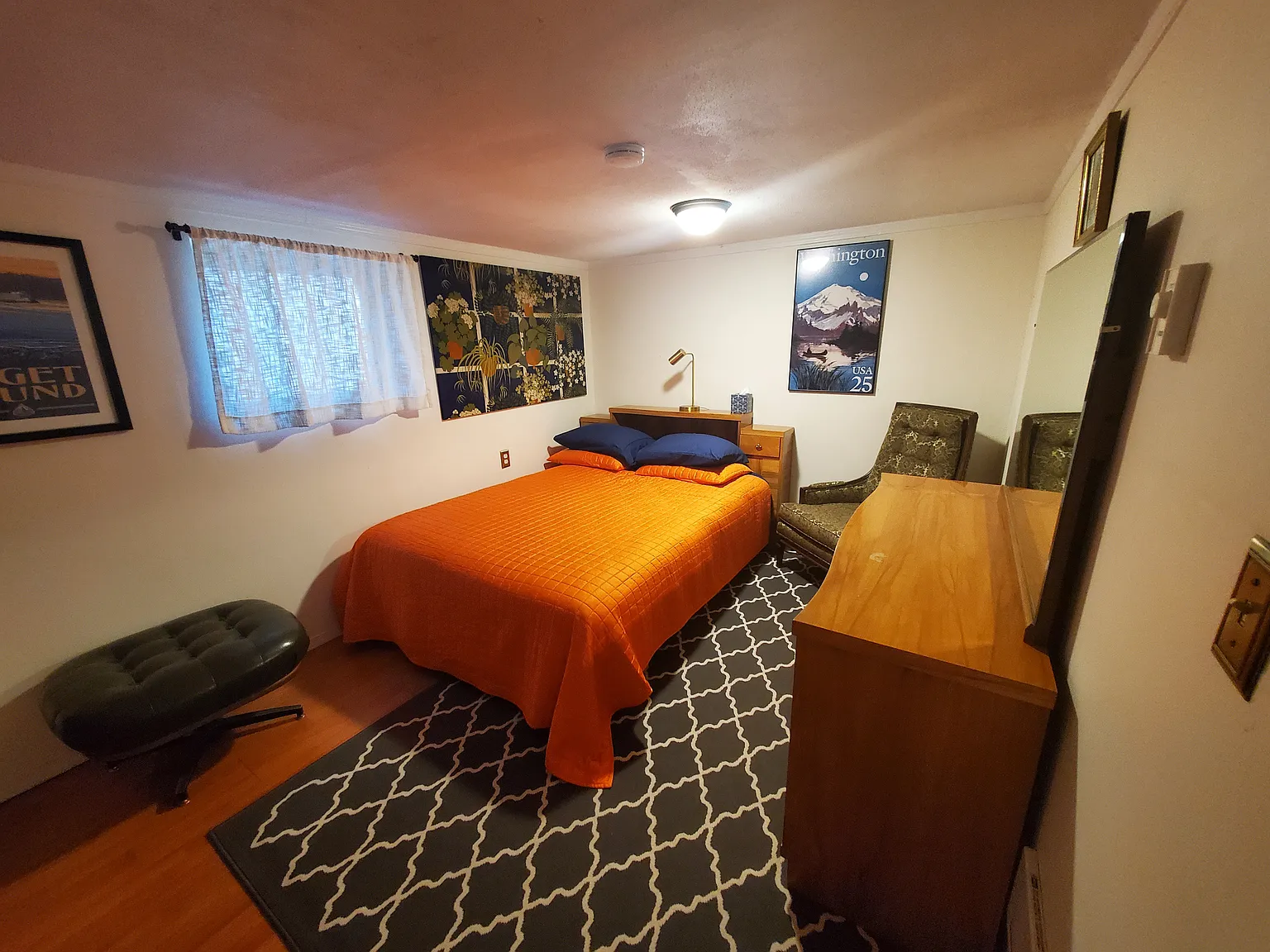 2 bed, 900 sqft, $1,800 — Photo 3