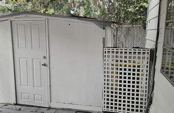 3rd image of 1208 Lee St #153
