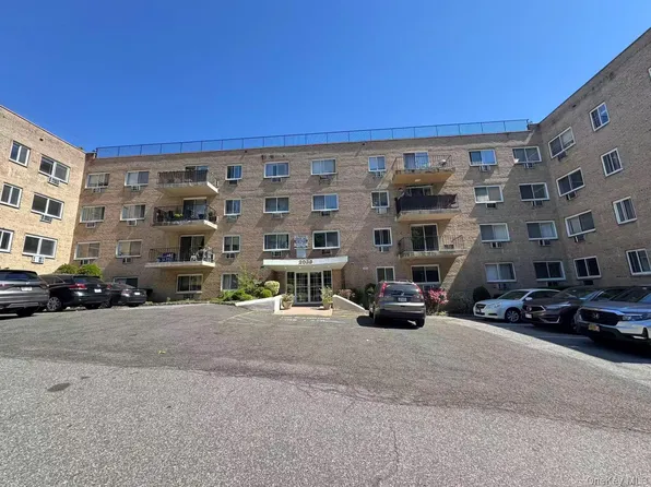 2035 Central Park Avenue #LG, Yonkers, NY 10710