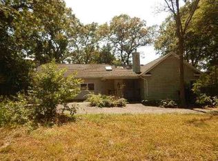 166 Southaven Ave, Mastic, NY 11950