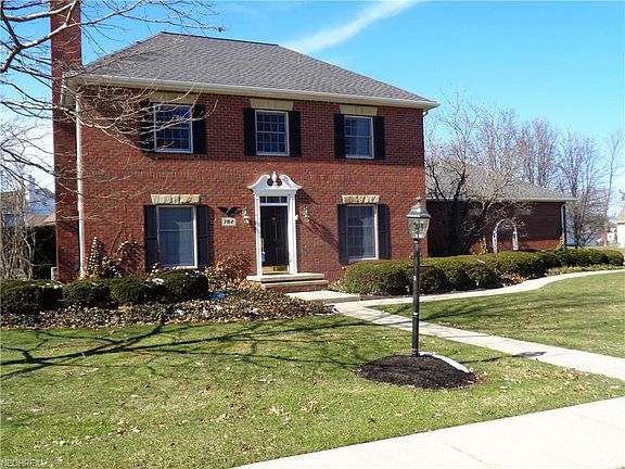 2nd image of 782 Cherry Valley Dr