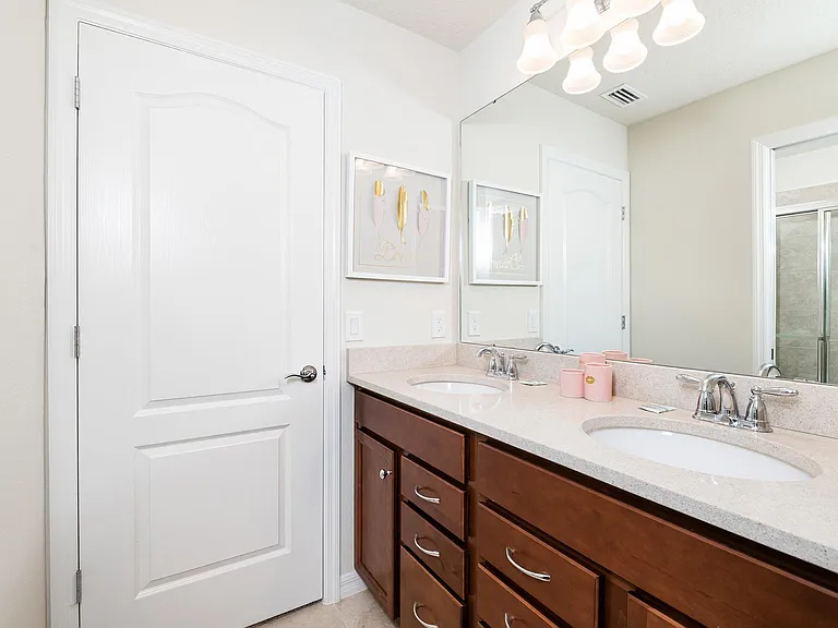 8820 Bengal Ct — Photo 16