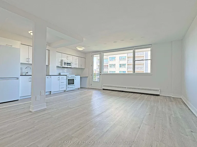 276 Saint George St #709 — Photo 3