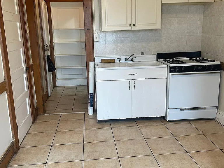 343 Wayne St #1 — Photo 4