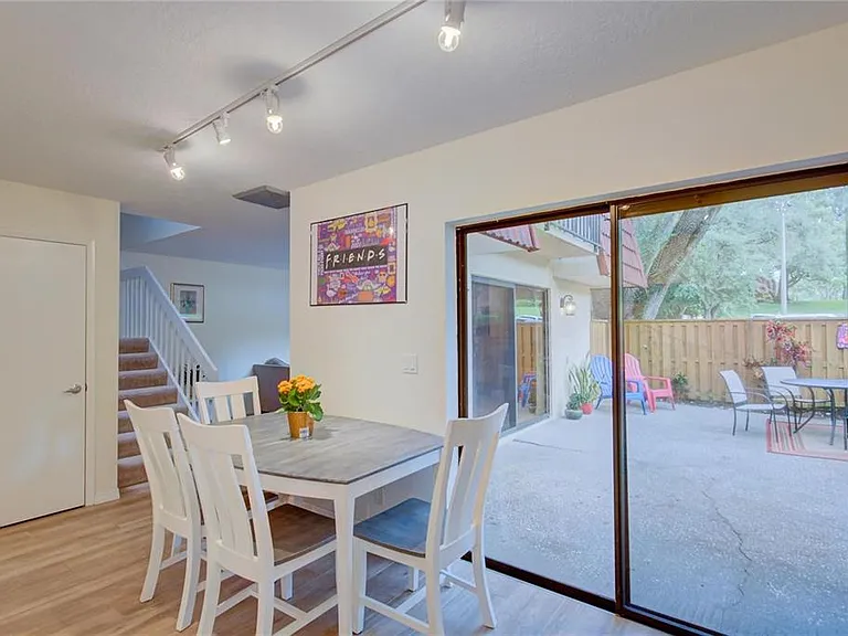2612 2nd Ct — Photo 5