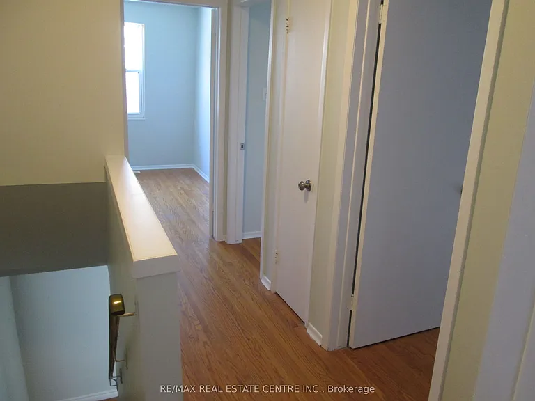 648 Francis Rd — Photo 17