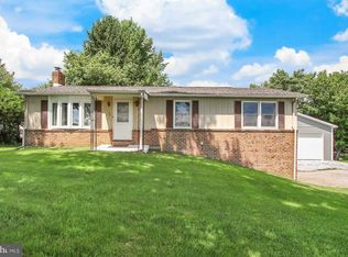 20 Highland Rd, Spring Grove, PA 17362