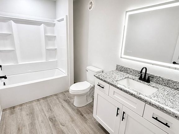 5th image of 2405 Judson Rd #111