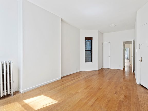 3rd image of 631 Grand Ave APT 1R
