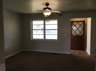 113 NE 10th St, Moore, OK 73160