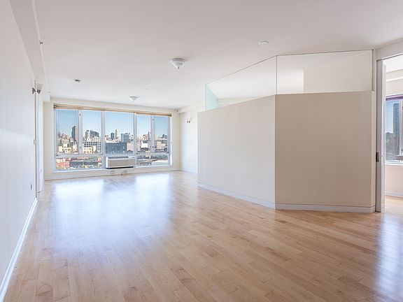 3rd image of 13-11 Jackson Ave #7E