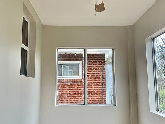 4th image of 1339 Kingsland Ave