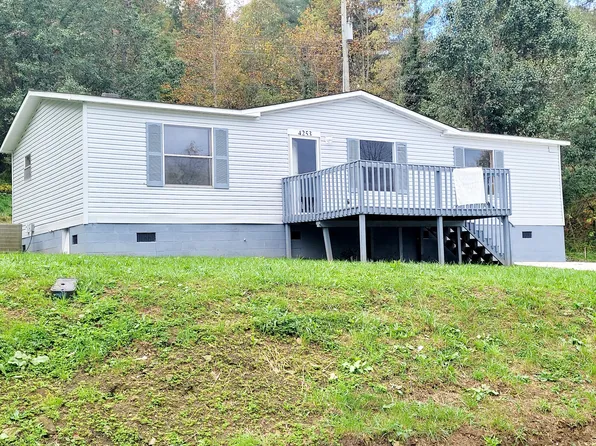 4255 Stone Mountain Rd, Coeburn, VA 24230