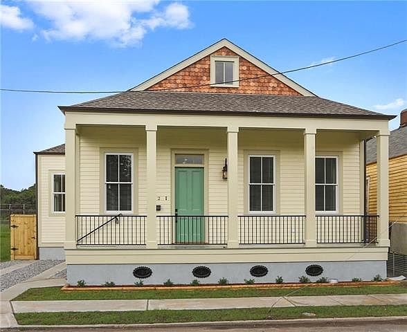 1st image of 4912 Burgundy St