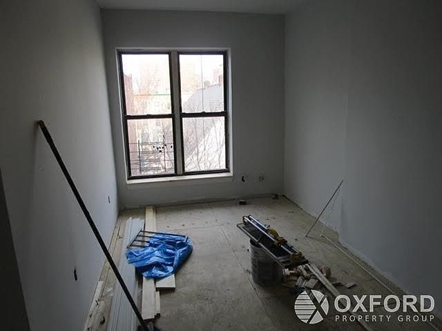 2nd image of 313 W 138th St APT 8