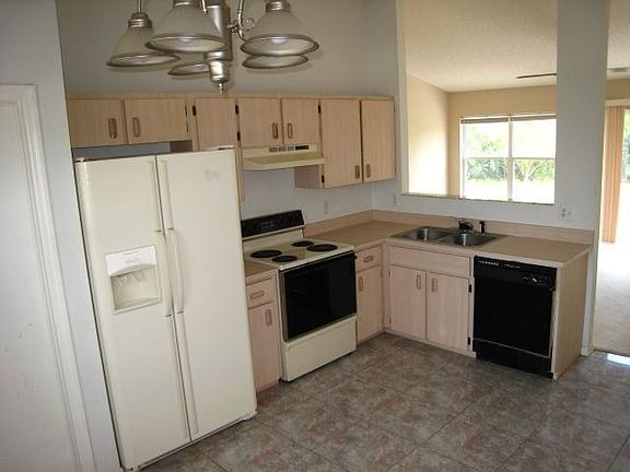 Large Kitchen