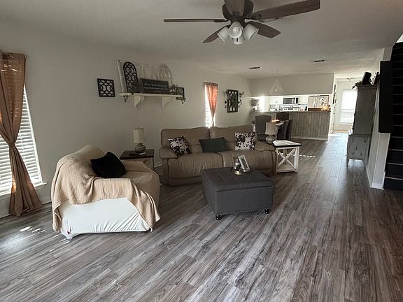 3rd image of 3861 Indian Trail Dr #106