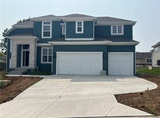 7212 Richards Dr, Shawnee, KS 66216
