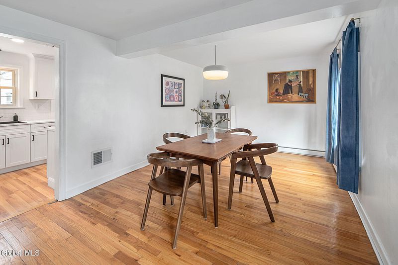 5th image of 2127 McClellan Street